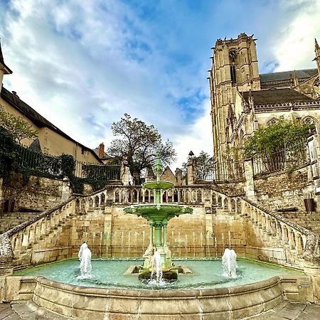 Logis Saint-Flaceau Le Mans Zewnętrze zdjęcie