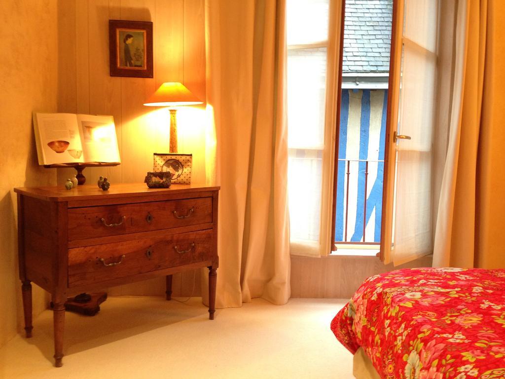 Logis Saint-Flaceau Le Mans Zewnętrze zdjęcie